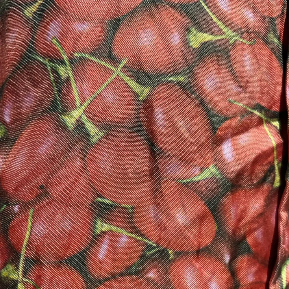 Vintage 1970’s silk Robert Charles button up shirt with passion fruit motif - Picture 4 of 7